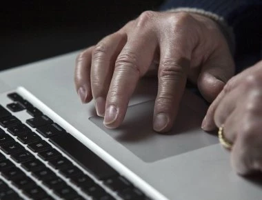 Λασίθι: Συνελήφθη 55χρονος πρώην αστυνομικός για πορνογραφία - Είχε υλικό στο σπίτι του με ανήλικη